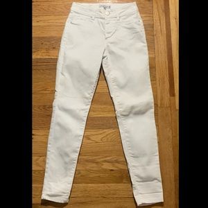 White High Waisted Skinny Jean